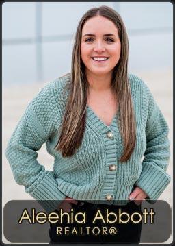 Aleehia Abbott is an agent for CENTURY 21 RiverStone located in the Sandpoint Office